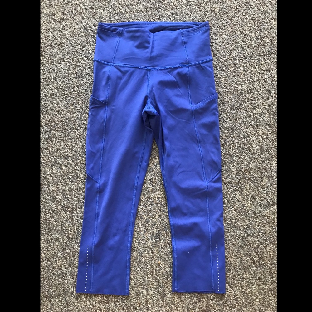 Cropped Lululemon Leggings, size 4